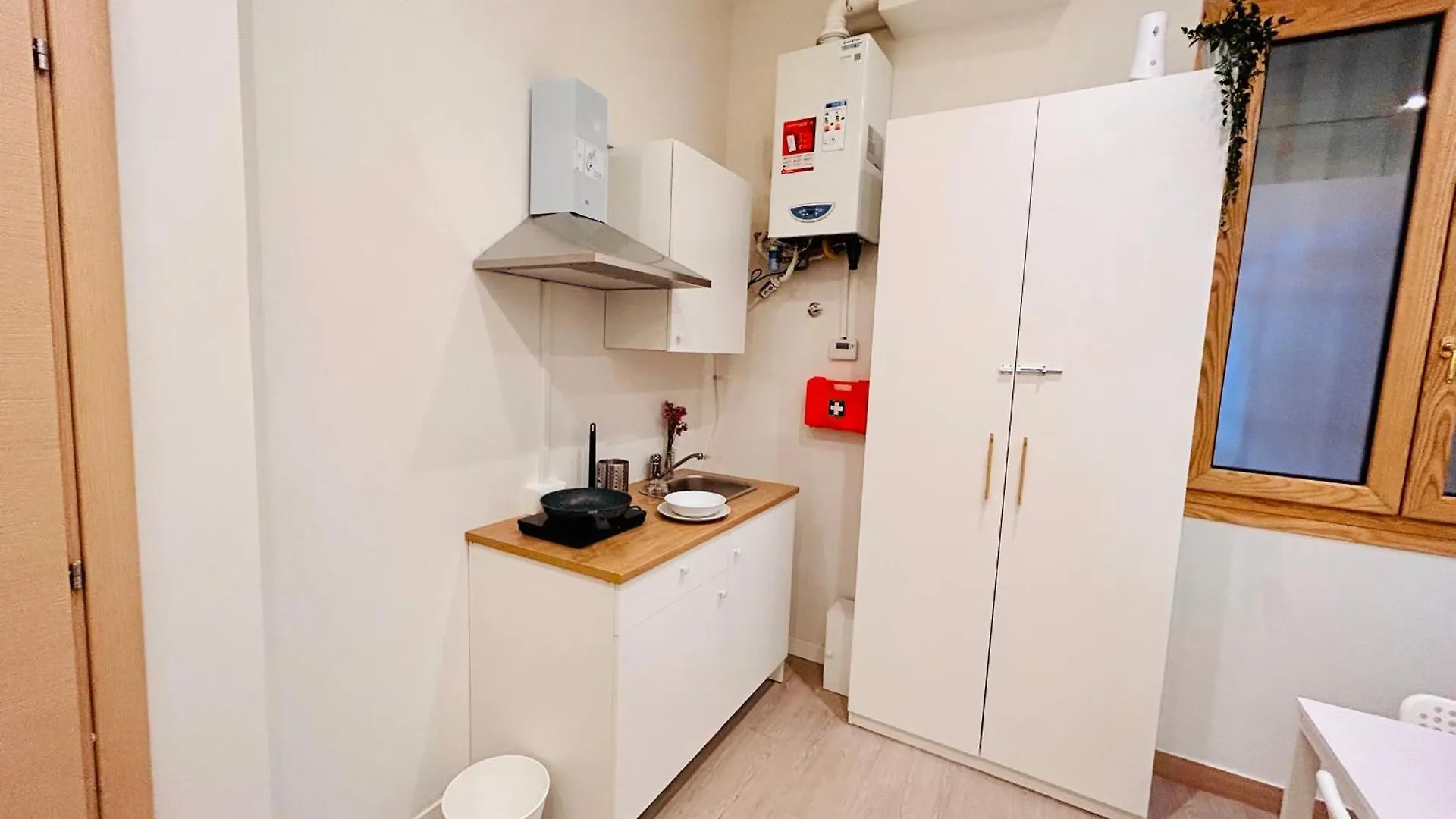Domus Giolitti Hotel Rome 0*,  Italy